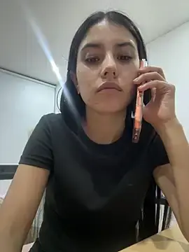 Stripchat Sex Cam of Victoria_alson