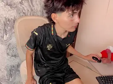 Stripchat Nude Webcam of christopher_robin4