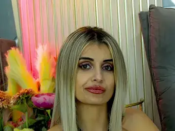 Stripchat Watch Live Sex Cams of MiaCharm