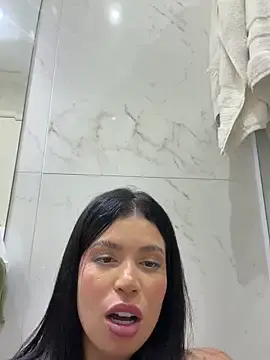 Stripchat Free Porn Cam of Rafaellaz