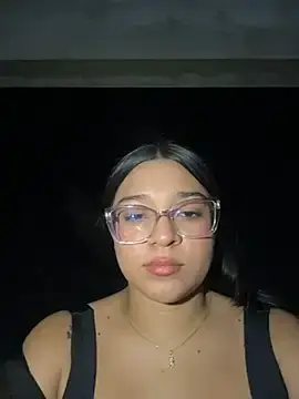 Stripchat Nude Webcam of -VICKKY