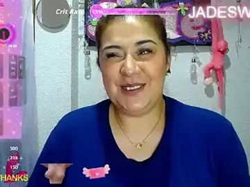 Stripchat Free Porn Cam of JADE_SWEET2