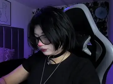 Stripchat Nude Webcam of Kitty_Gang