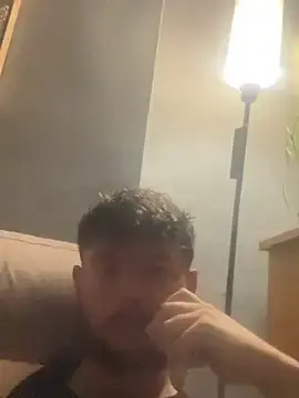 Stripchat Sex Cam of Ronnie153