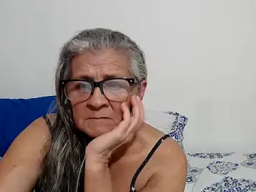 Stripchat Free Live Porn of candy_mature_
