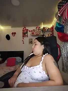 Stripchat Free Porn Cam of esmeralda_jadees