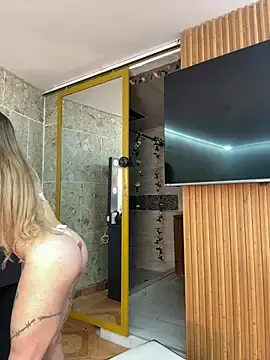 Stripchat Live Sex Cam of bunny_bicht