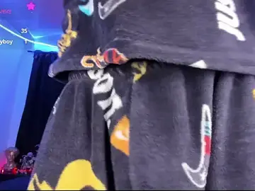 Stripchat Free Live Porn of Ethan_Boyy