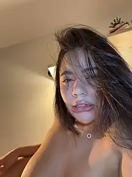Stripchat Live Sex Cam of Aryrosee