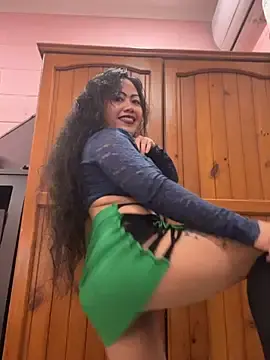 Stripchat Watch Live Sex Cams of Lindarossyta