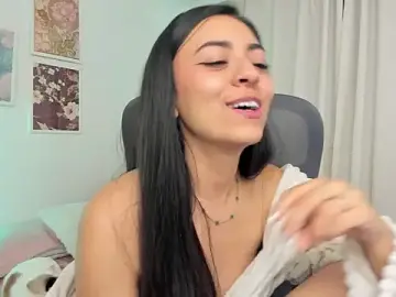 Stripchat Free Porn Cam of canelleGarces