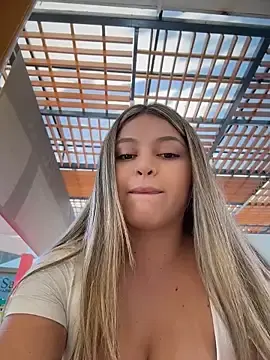 Stripchat Private Sex Chat of lunablossom_
