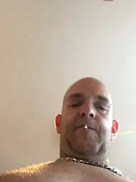 Stripchat Free Porn Cam of Bigtoyaddict