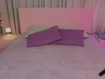 Stripchat Live Sex of Ariana_Petite