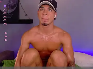 Stripchat Nude Webcam of Ken-boy_