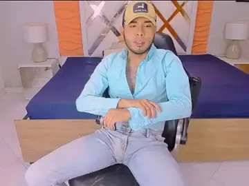 Stripchat Best Webcam of Paul_Douglas