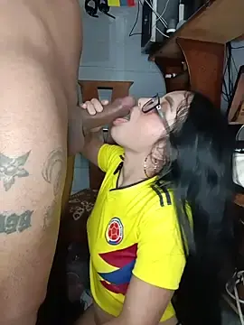 Stripchat Free Porn Cam of Bigtiti01