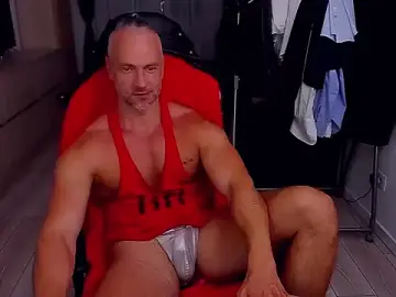 Stripchat Adult Webcam of MarisMuscle