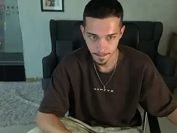 Stripchat Free Live Porn of KaydenDrew