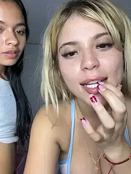 Stripchat Best Webcam of _Alicee_1