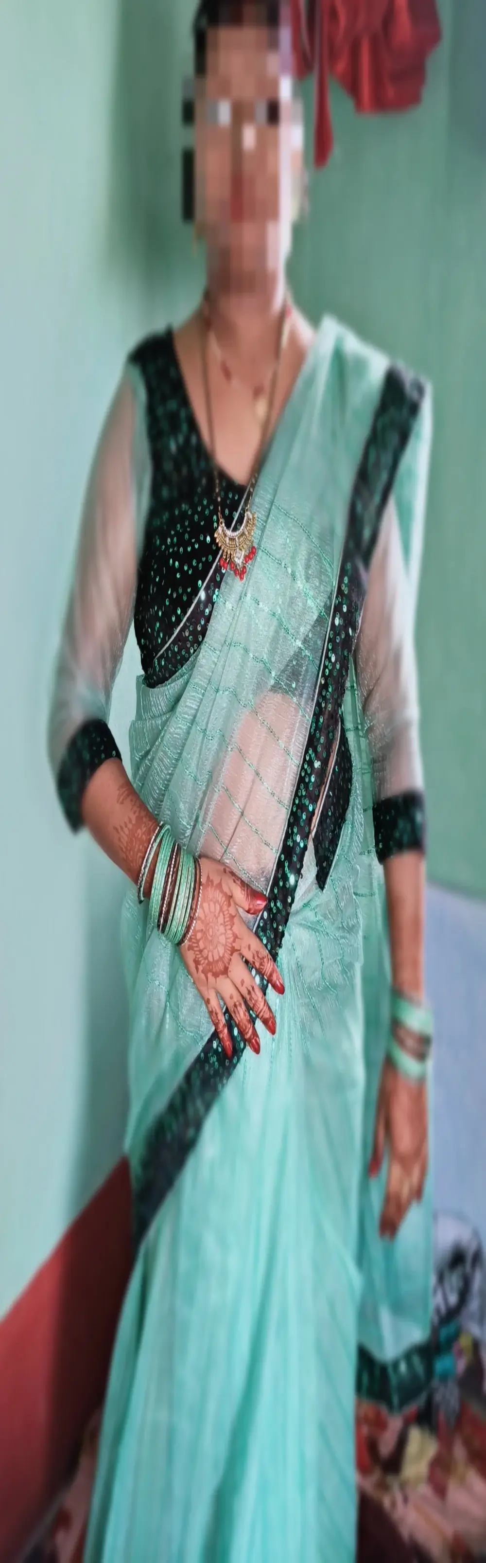 Hot_muskaan