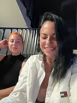 Stripchat Free Live Porn of KimKelly13