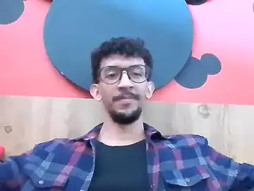 Stripchat Sex Cam of kngmah