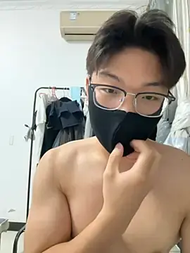 Stripchat Sex Cam of Ycen_