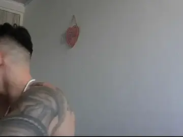 Stripchat Adult Webcams of Muscle_King_Cum