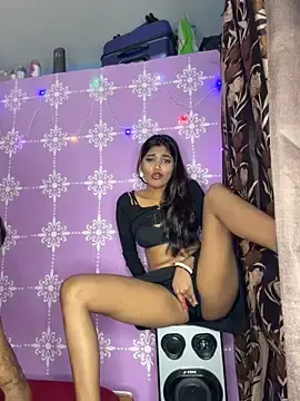 Stripchat Adult Webcam of Sweet-priyaa