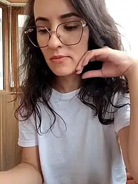 Stripchat Live Sex Cam of saidaskye