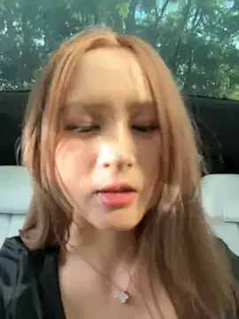 Stripchat Free Live Porn of yuki_june