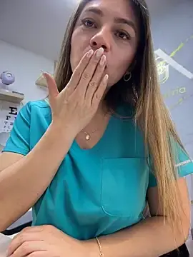 Stripchat Free Live Porn of alicee16