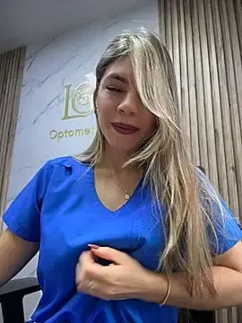 Stripchat Live Sex Cam of alicee16