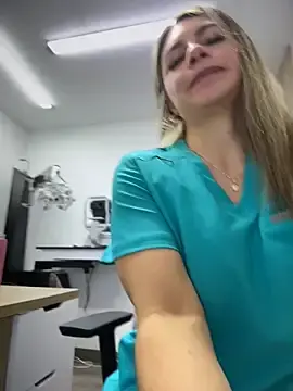 Stripchat Free Live Porn of alicee16