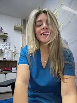 Stripchat Live Porn of alicee16
