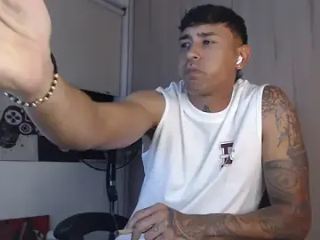 Stripchat Adult Video Chat of felipelopezz23