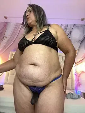 Stripchat Free Porn Cam of Lucy_Milf_474