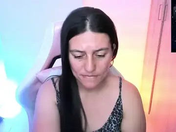 Stripchat Live Sex Cam of Saskyaa