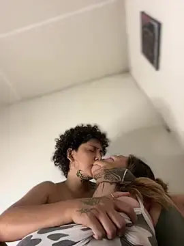 Stripchat Free Live Porn of Velvet1_
