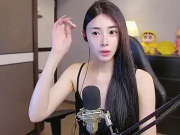 Stripchat Nude Webcam of XiaoYuBao-