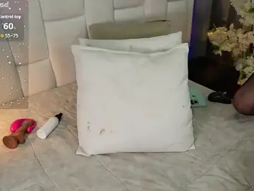 Stripchat Free Porn Cam of CuteAri
