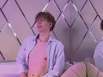 Stripchat Live Sex of William_Curlis