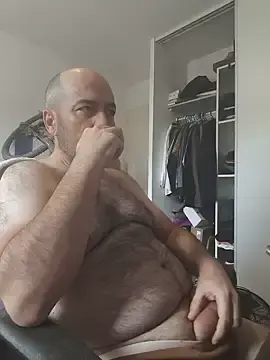 Stripchat Live Sex Cam of veryverybigdick45