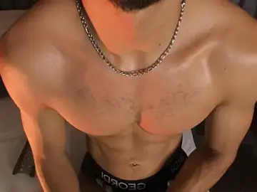 Stripchat Live Sex Cam of NicolaiKarav