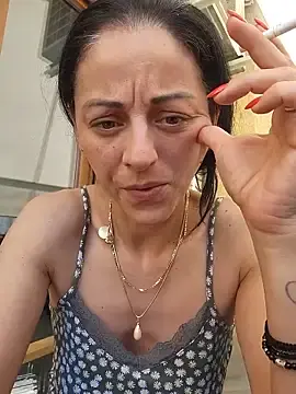 Stripchat Free Live Porn of bruneta_sexy23
