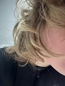 Stripchat Free Live Porn of KellyKeler