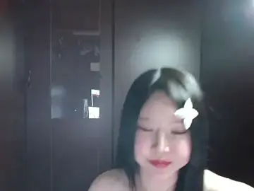 Stripchat Sex Cam of NATINATU252525