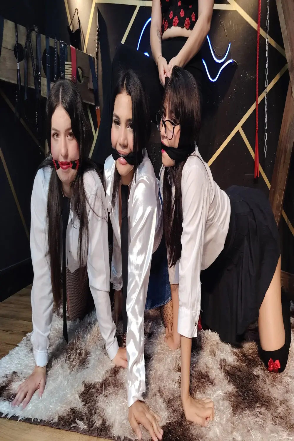 BDSM_Vantablack__