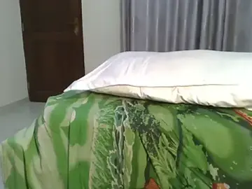 Stripchat Adult Webcams of Bubble_Booty_On_Duty